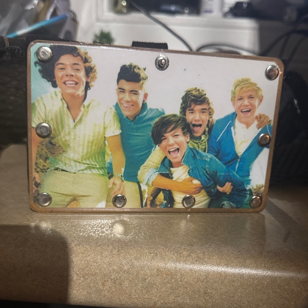 ONE DIRECTION Pocketbook with OFFICIAL 2013 CALENDAR